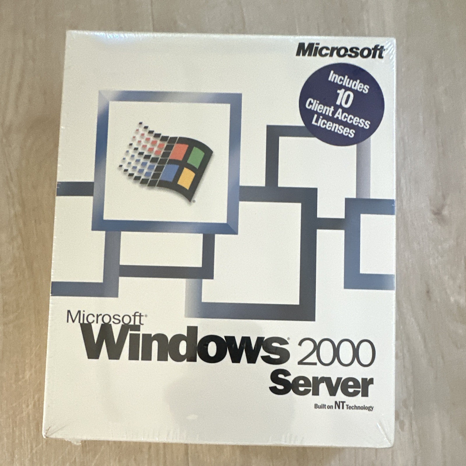 Microsoft Windows 2000 Server Retail CD w/ 10 CAL English C11-00018