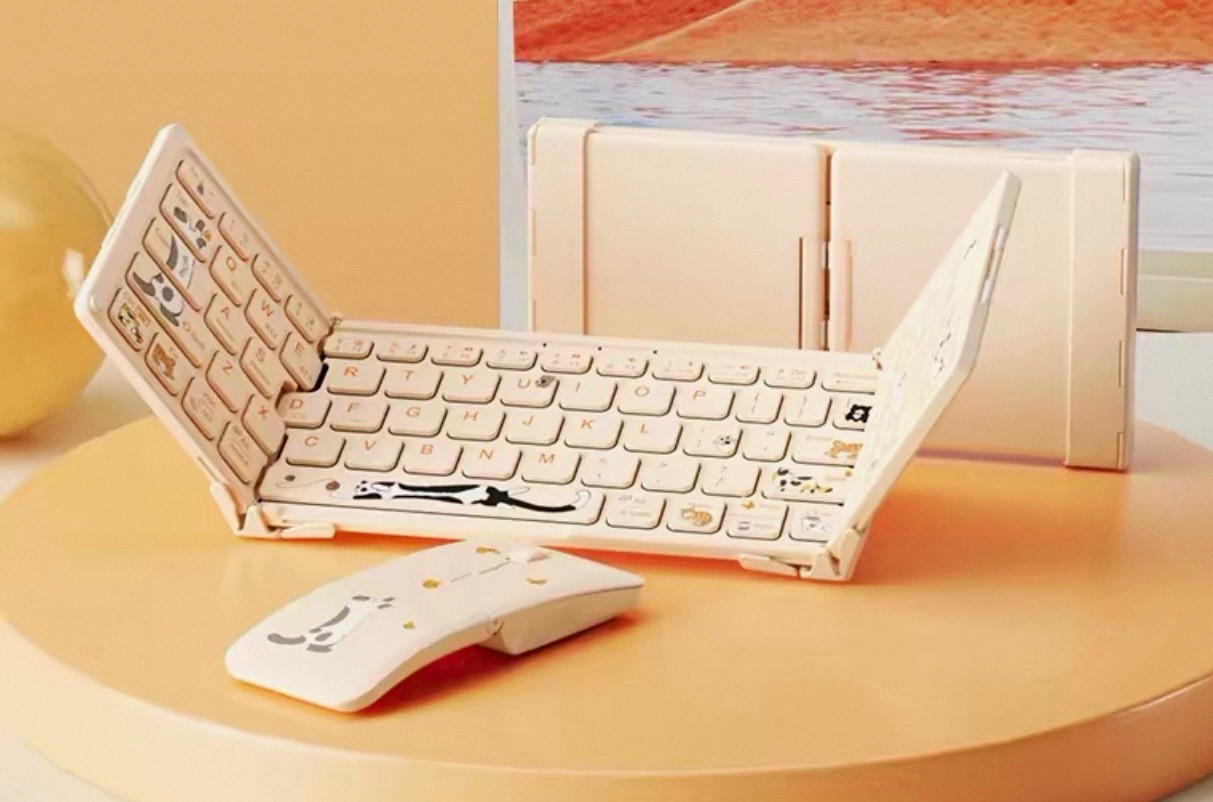 B.O.W Cute Cat Foldable Bluetooth Keyboard – iOS / Android / Windows
