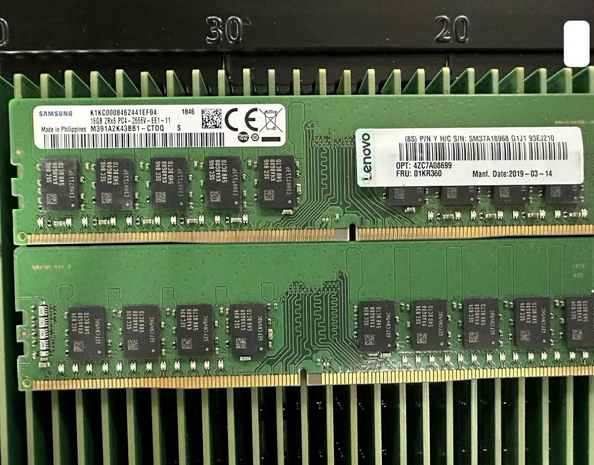 Compatible 01KR360 4ZC7A08699 IBM16GB DDR4 PC4-2666V Unbuffered ECC UDIMM Memory