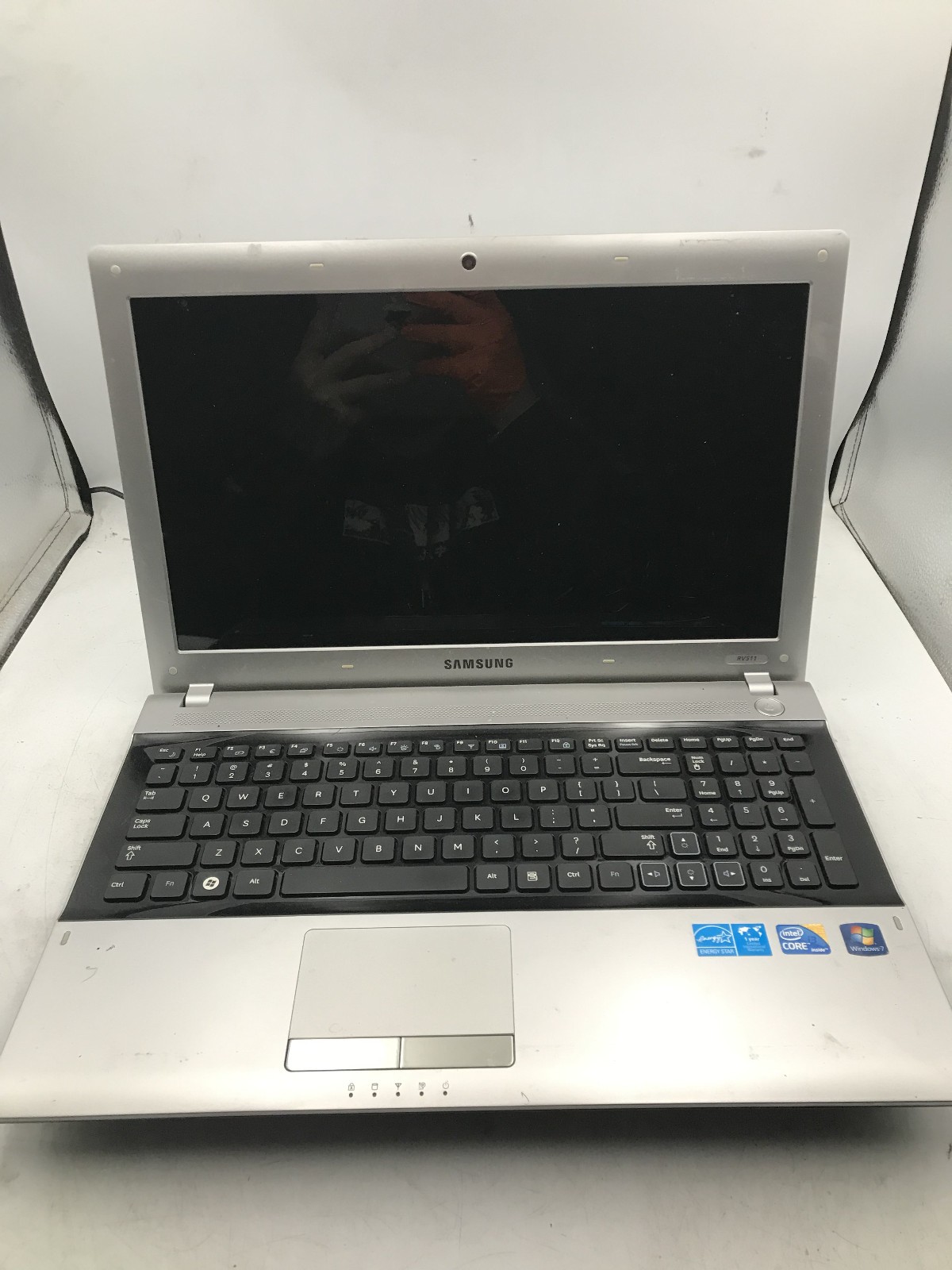 SAMSUNG RV511 - FOR PARTS/REPAIR - INTEL I3 1ST GEN - NO RAM - READ DESCRIP - BB