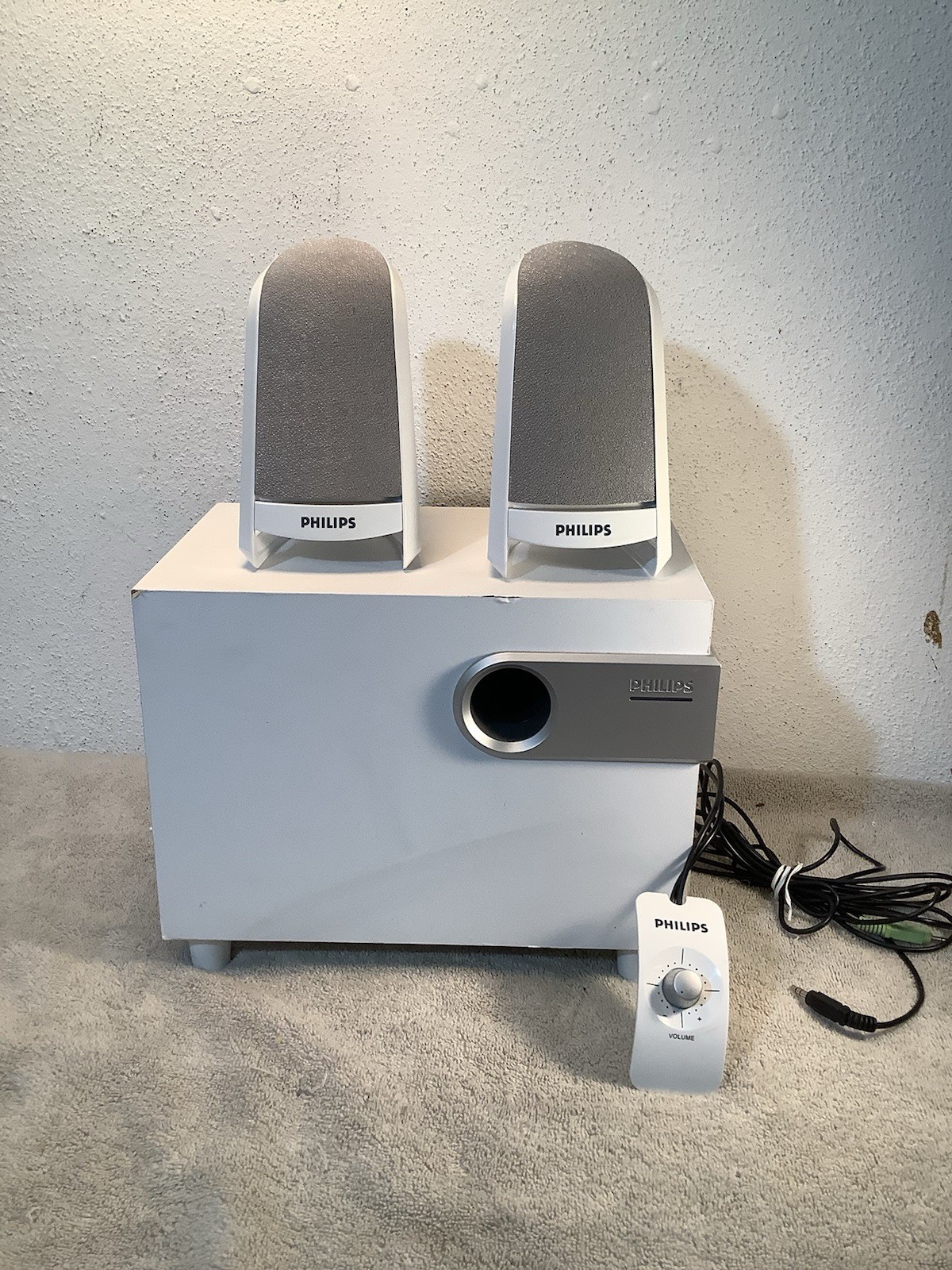 Philips Multimedia Subwoofer Model MMS171W And Speakers Tested