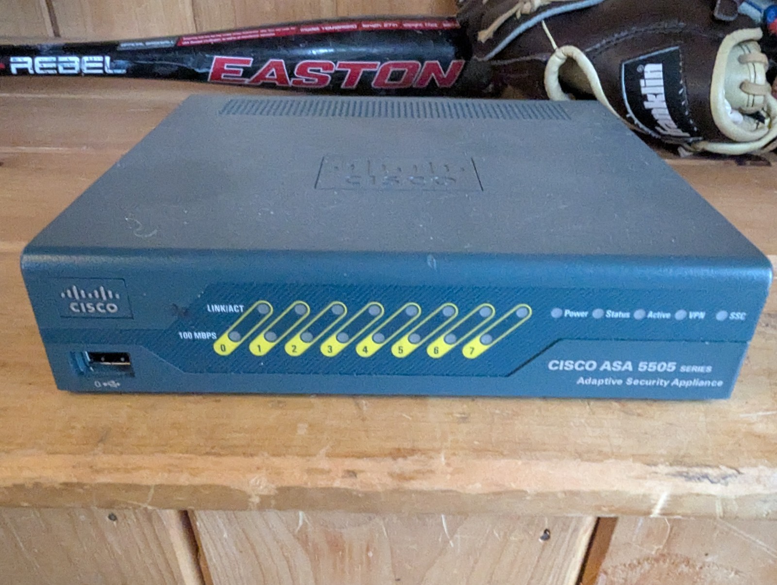 Cisco ASA5505-BUN-K9 Security Appliance – Used