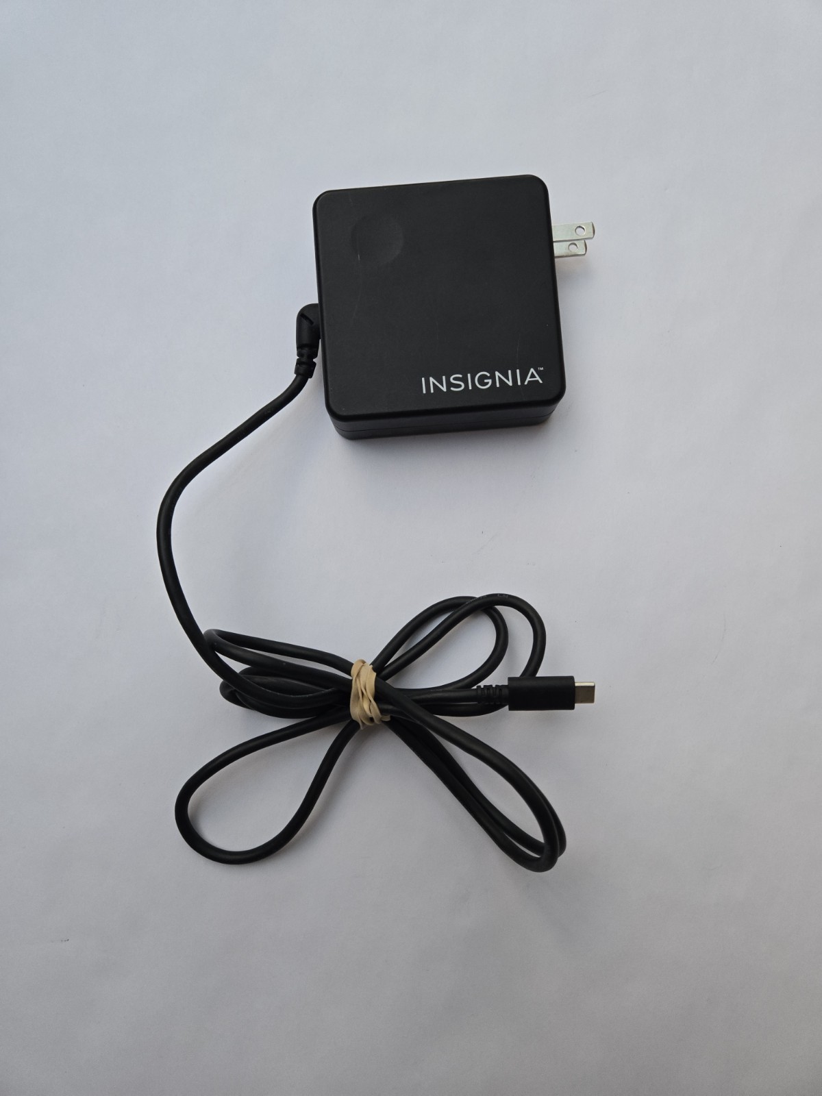 Genuine Insignia Wall Power Supply AC/DC Type C Wall Adapter 90W NS-PWLC908