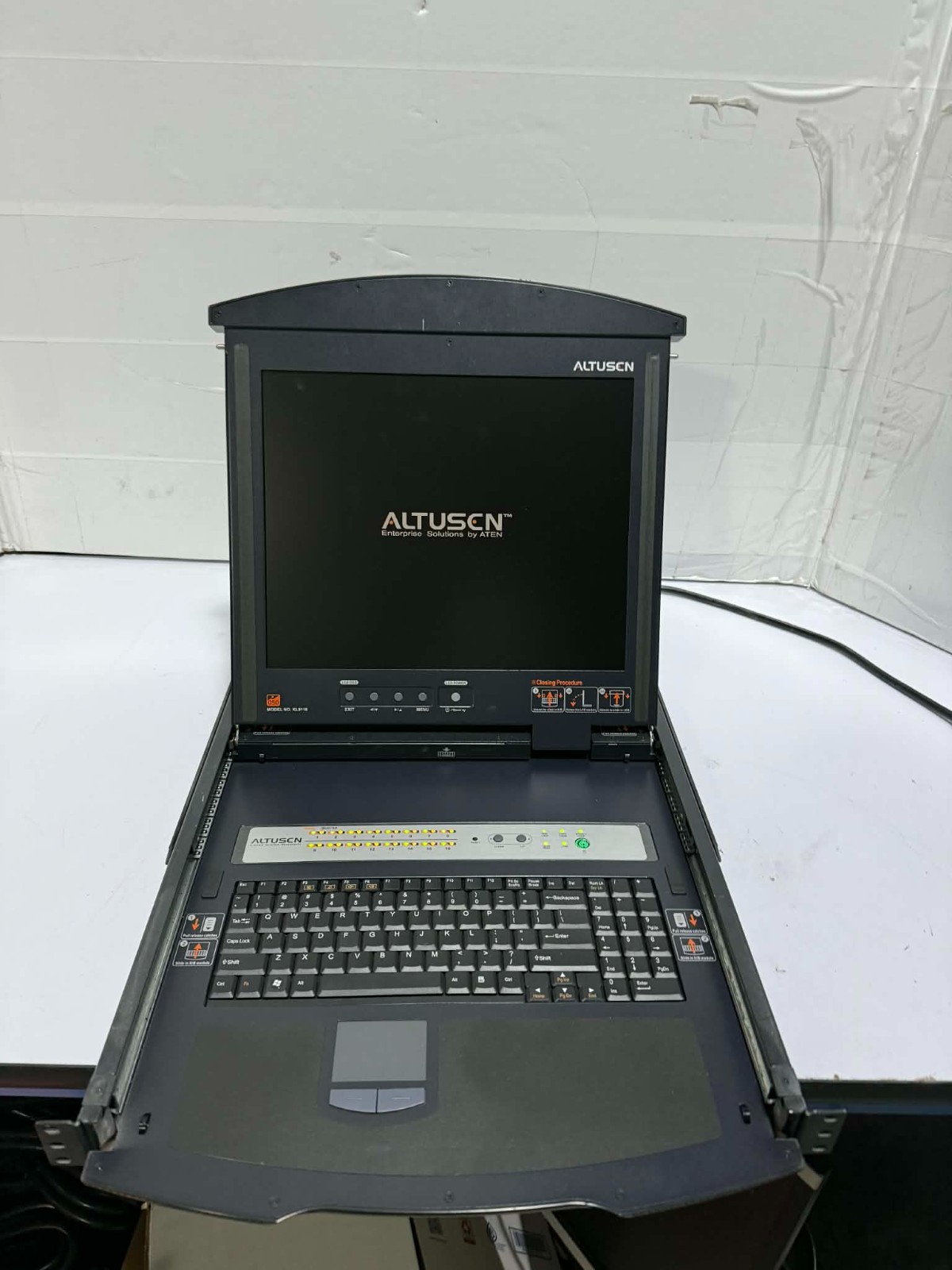 ATEN ALTUSEN KL9116M 16-Ports IP KVM 17" LCD Monitor Console Switch 1u Rack