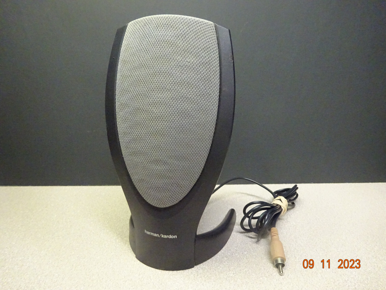 Harmon Kardon Replacement Computer Speaker, Clean, Marked L