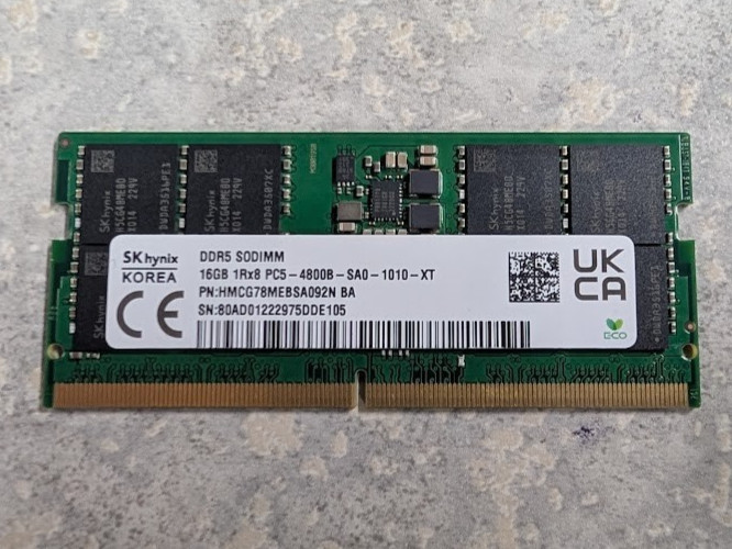 SK Hynix 16GB PC5-4800B  Laptop Memory DDR5 RAM  HMCG78MEBSA092N