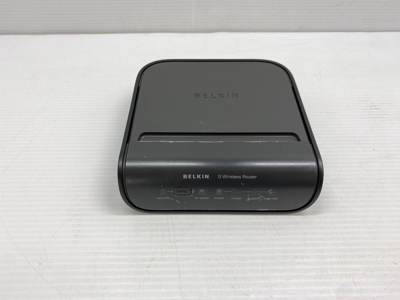 Belkin F5D7234-4 V5 LED Indicates 4 LAN Ports 2.4GHz Wi-Fi G Router