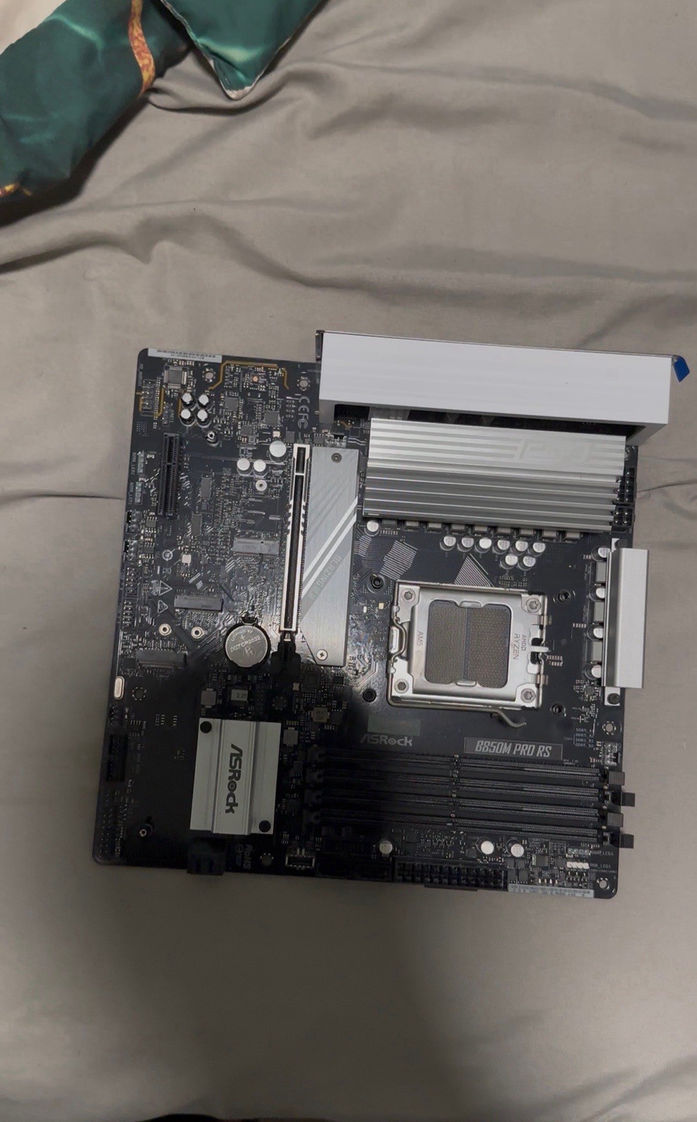 ASRock AMD B850 Pro RS WiFi 6E Socket AM5 Series DDR5 No Box Used