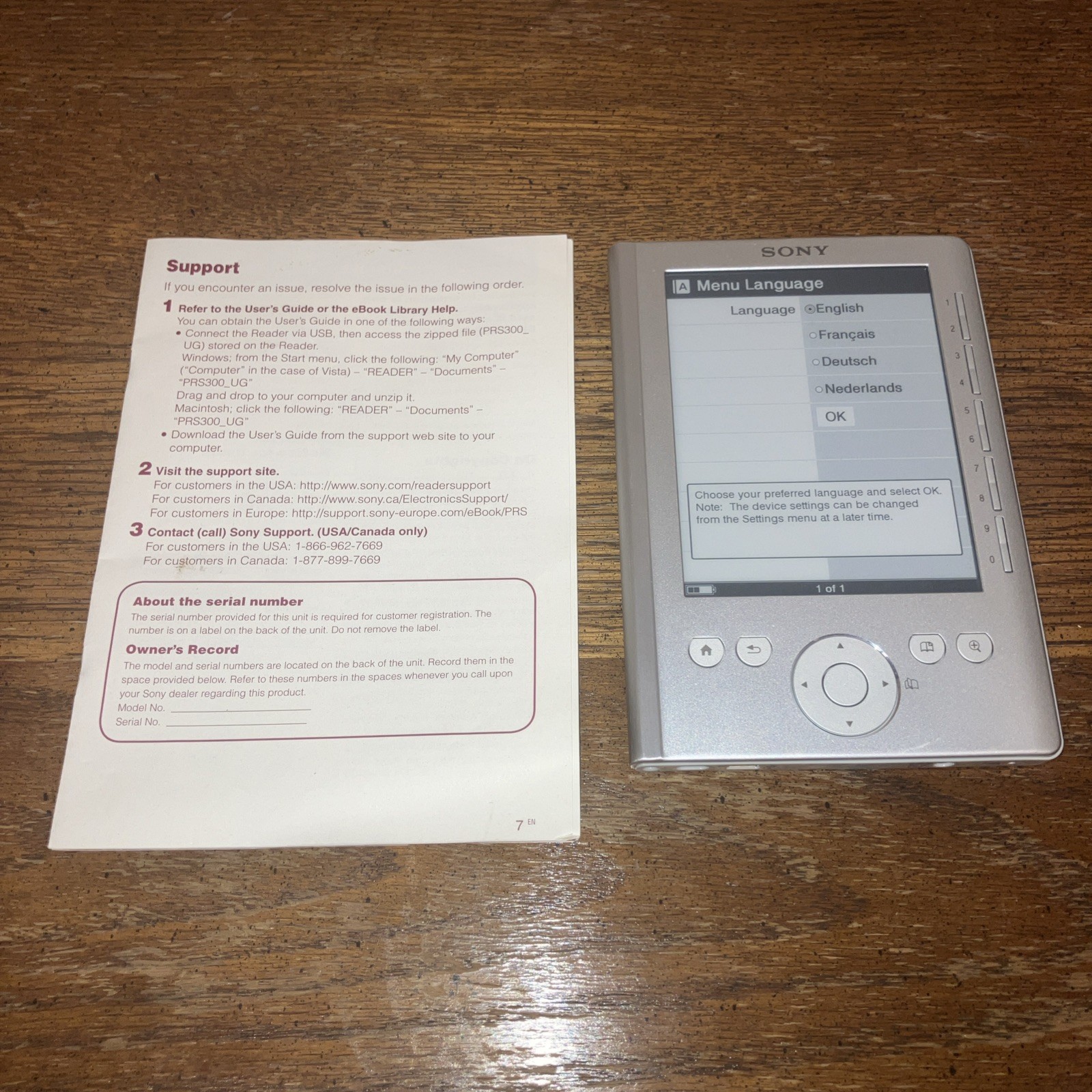 Sony PRS-300 Portable Reader System E-reader Silver READ DESCRIPTION EUC
