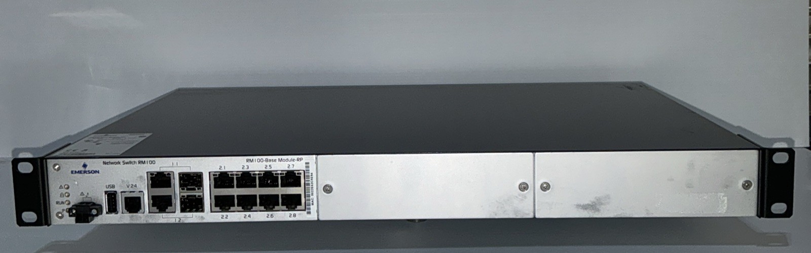 Emerson RM100-Base Module-RP Network Switch 12P4471X032 / KJ1611X1-FB1