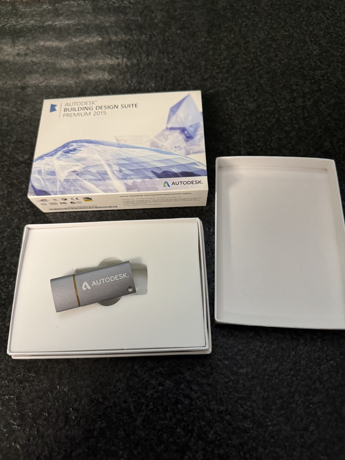 Autodesk Building Design Suite Premium 2015 Physical Box /USB Collectiable