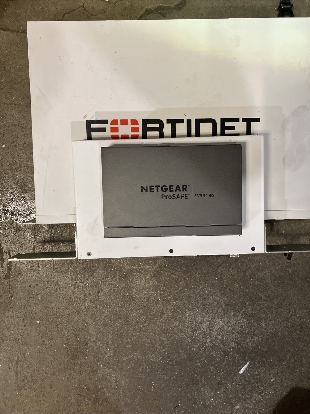 Fortinet Fortiswitch FS-124E-POE WITH NETGEAR AND CIENA 3916