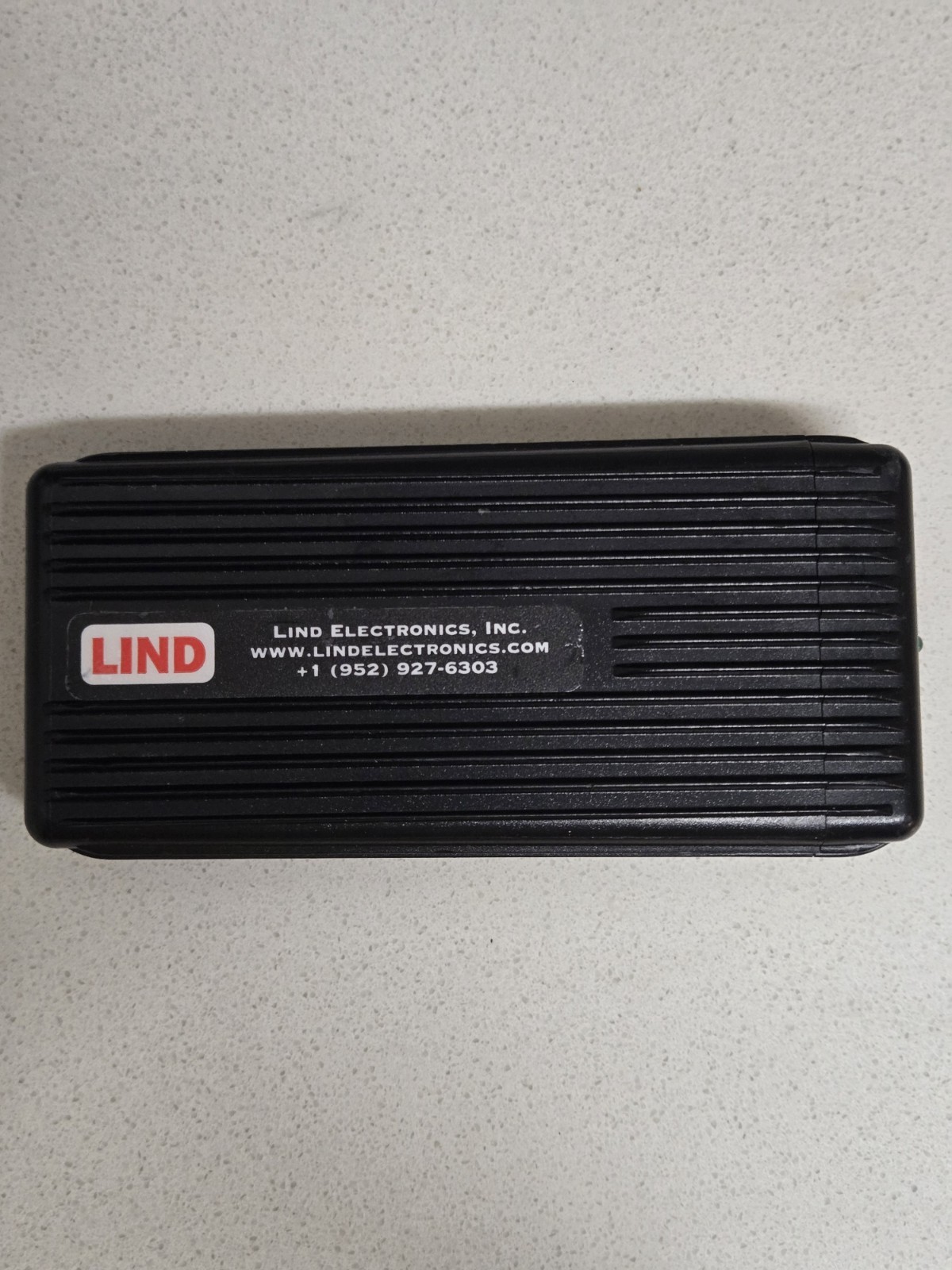LIND Electronics Inc. Automobile Car Adapter DE2035-1317 