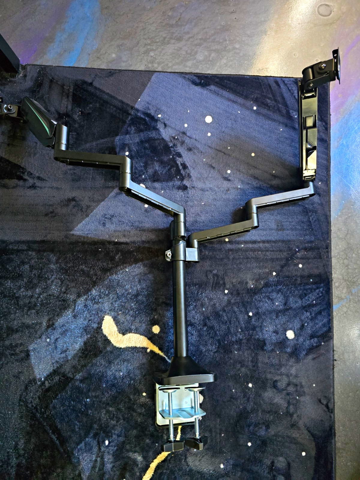 Eureka Ergonomic Dual Monitor Desk Mount Arm 17-32in VESA 75/100 Black