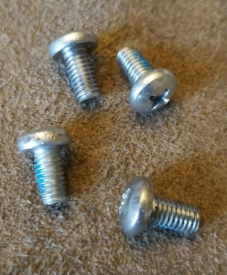 4x 3Com SuperStack Rack Mount Ear Screws
