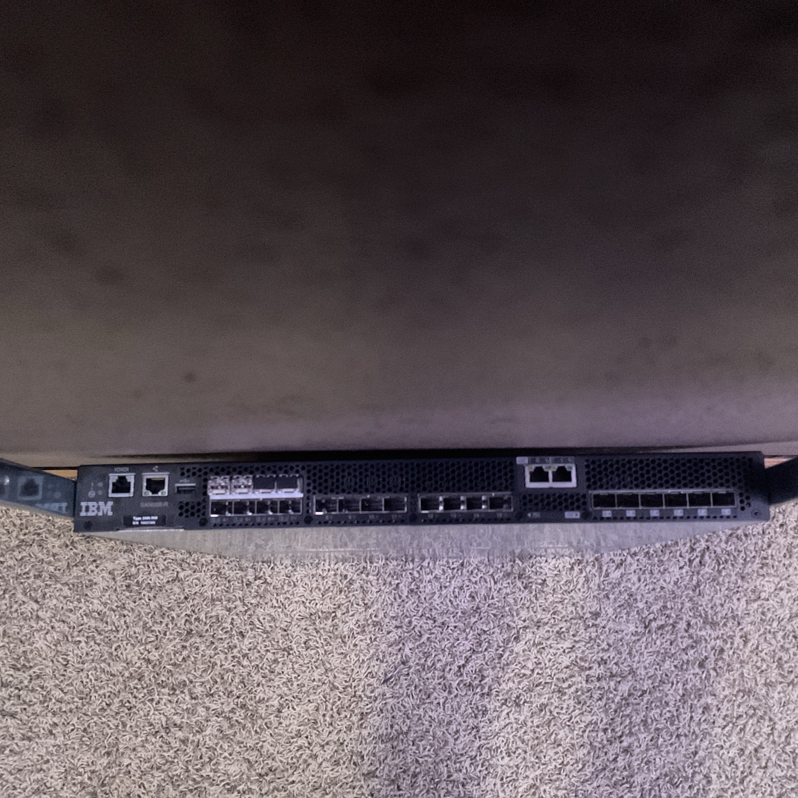 IBM 2498-R06 System Storage SAN06B-R  FC extension switch