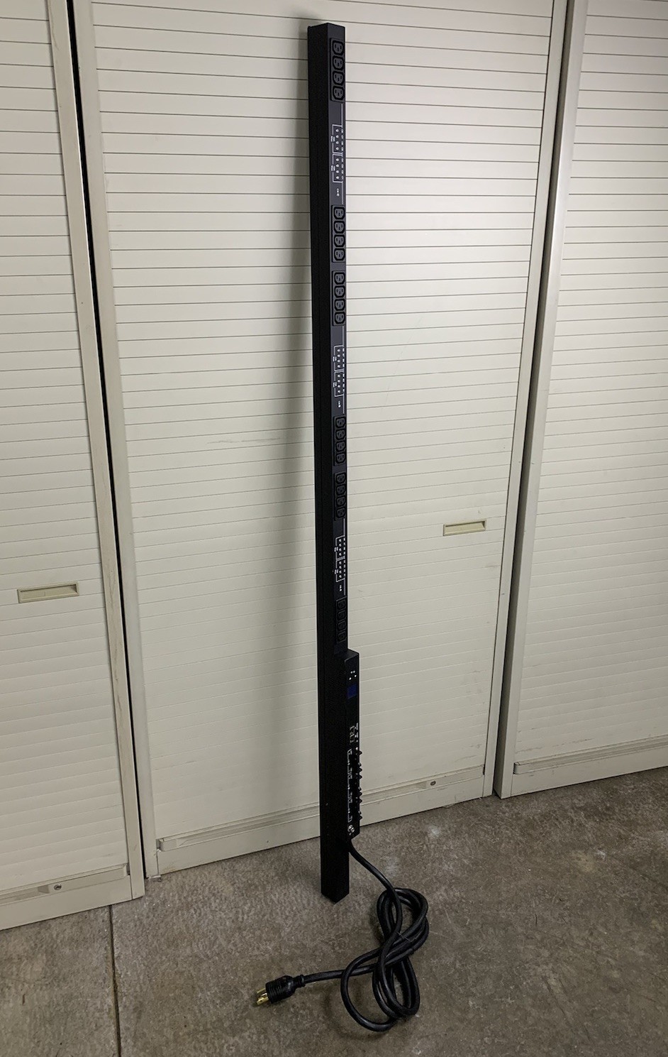 IBM 46M4116 Power Distribution Unit