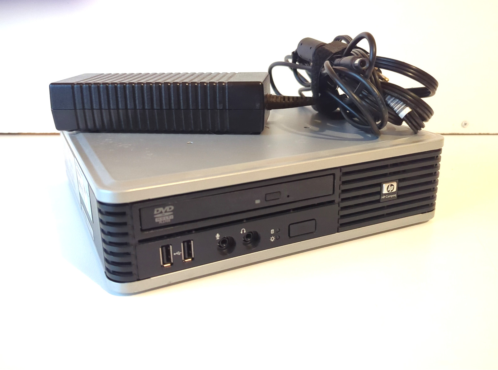 HP Compaq DC7900 USDT Core 2 Duo E8400 8GB RAM Q4OS Trinity Linux
