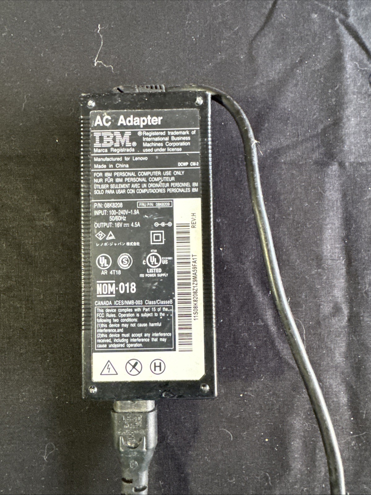 IBM AC Adapter P/N 08K8208 16V 4.5A