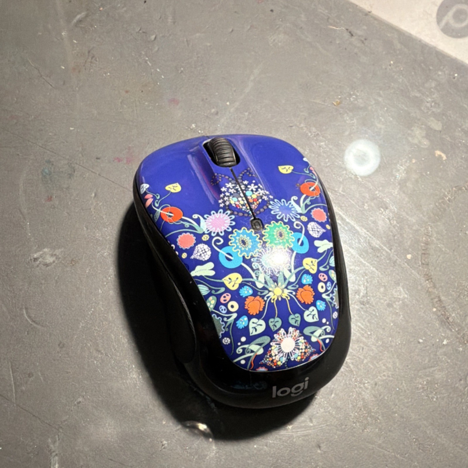 Logitech M317C Doodle Collection Wireless Optical Mouse Blue Multicolor