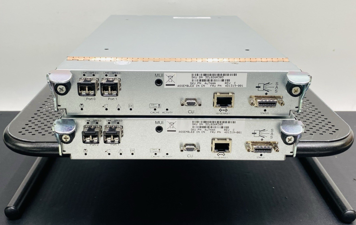 LOT OF 2 HP Storageworks AJ44A  SAS  Controller Module 81-00000024