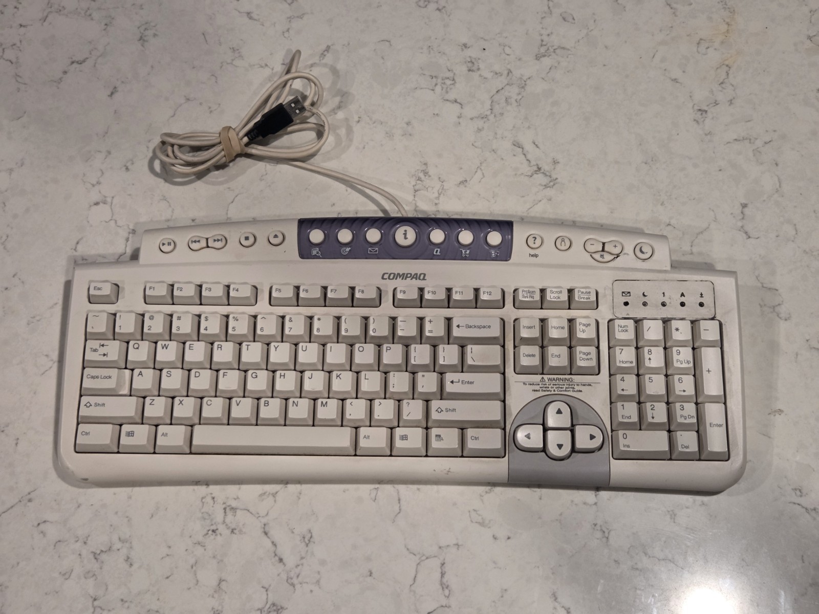 Vintage Compaq KU-9978 USB-Wired  Keyboard with clicky keys Pre-owned tested