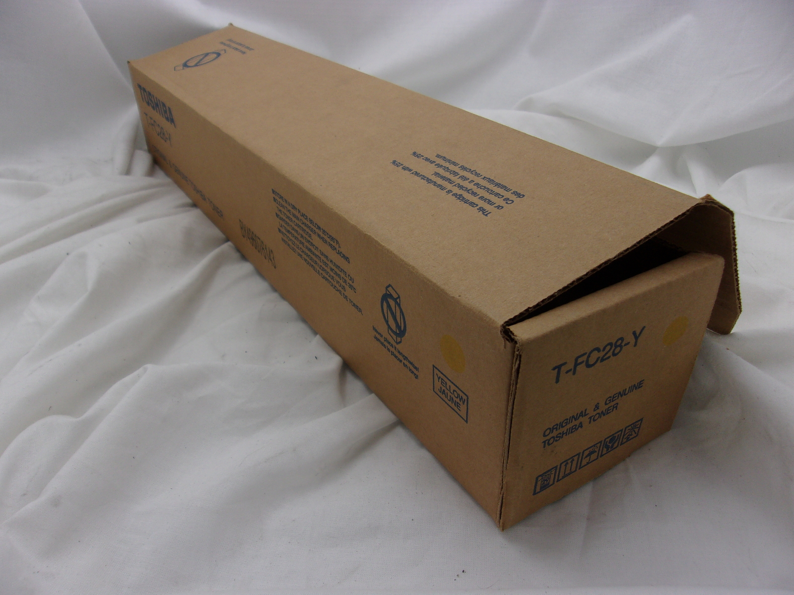 TFC28Y OEM Toshiba Yellow Toner. Open Box
