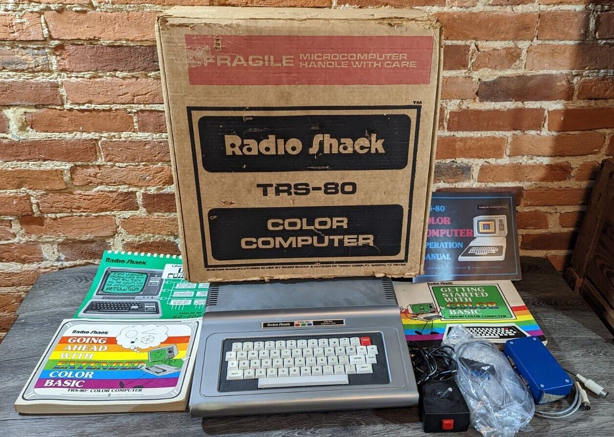 Radio Shack TRS-80 TANDY 64K Color Computer Box Manuals Controller Untested