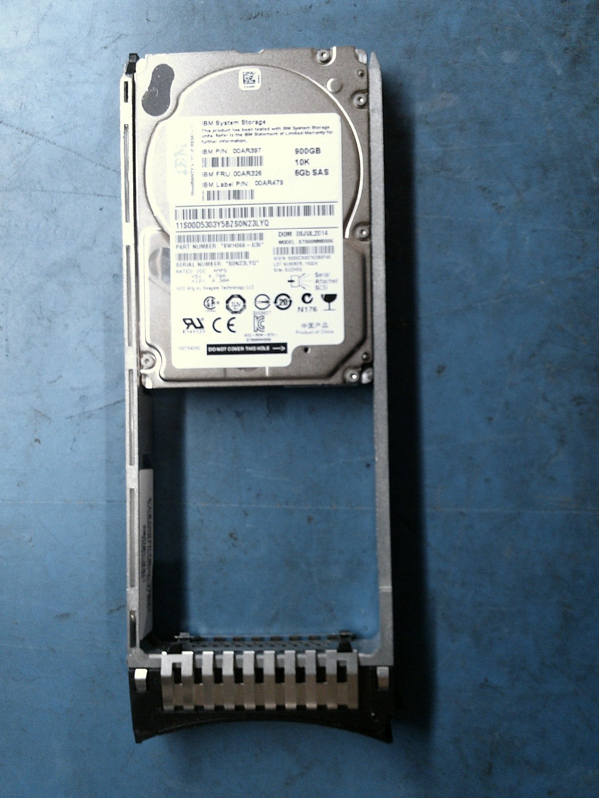 IBM 00AR326 900GB 10K RPM 2.5" SAS Storage Arrays 6Gbps HDD Internal Hard Drive