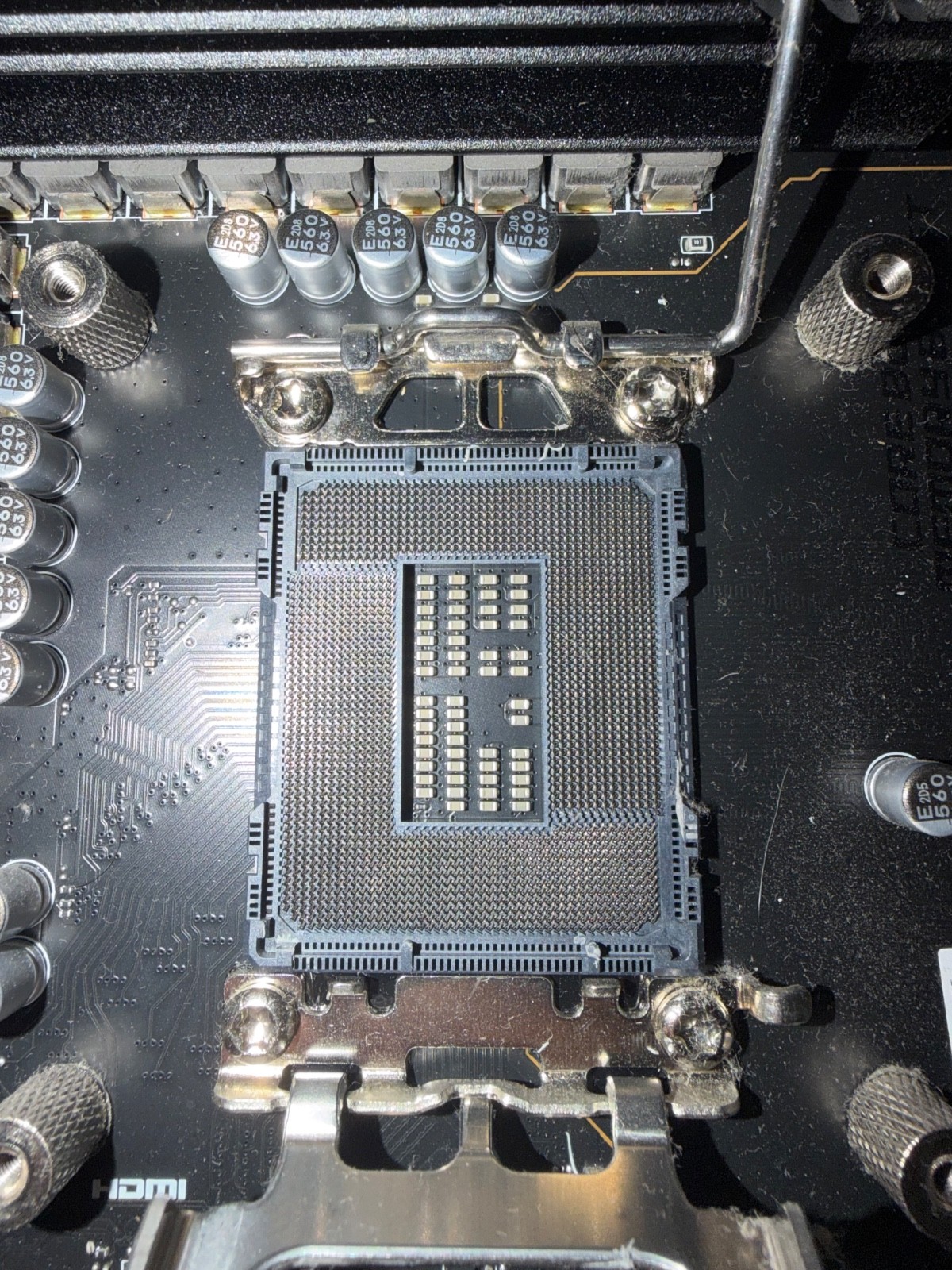 MSI MAG Z690 TOMAHAWK WiFi DDR5 LGA 1700 Intel Motherboard UPDATED BIOS