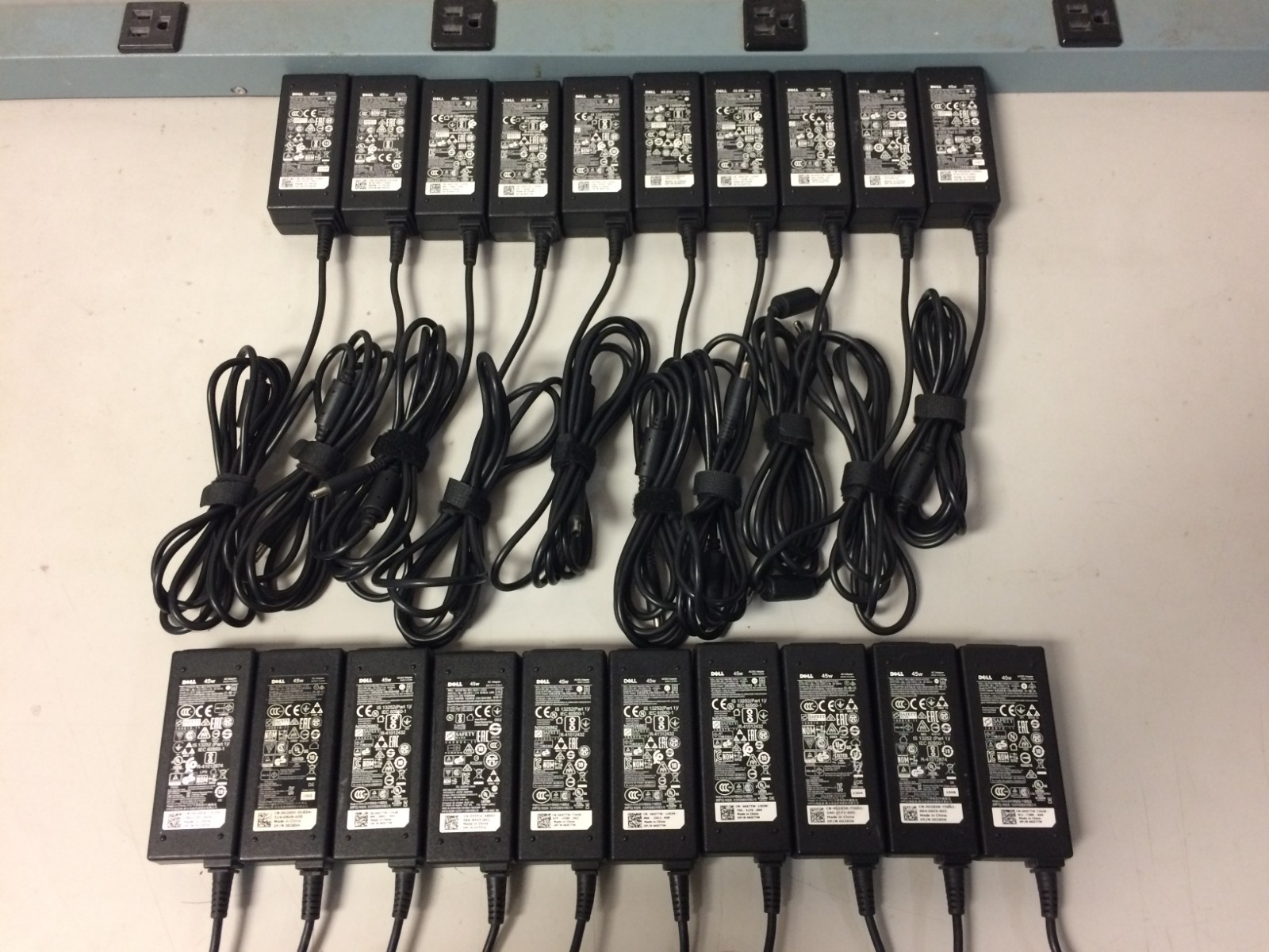 LOT of 20 Dell 45W 19.5v 2.31a AC Power Adapter HA45NM140 (Small black tip jack)
