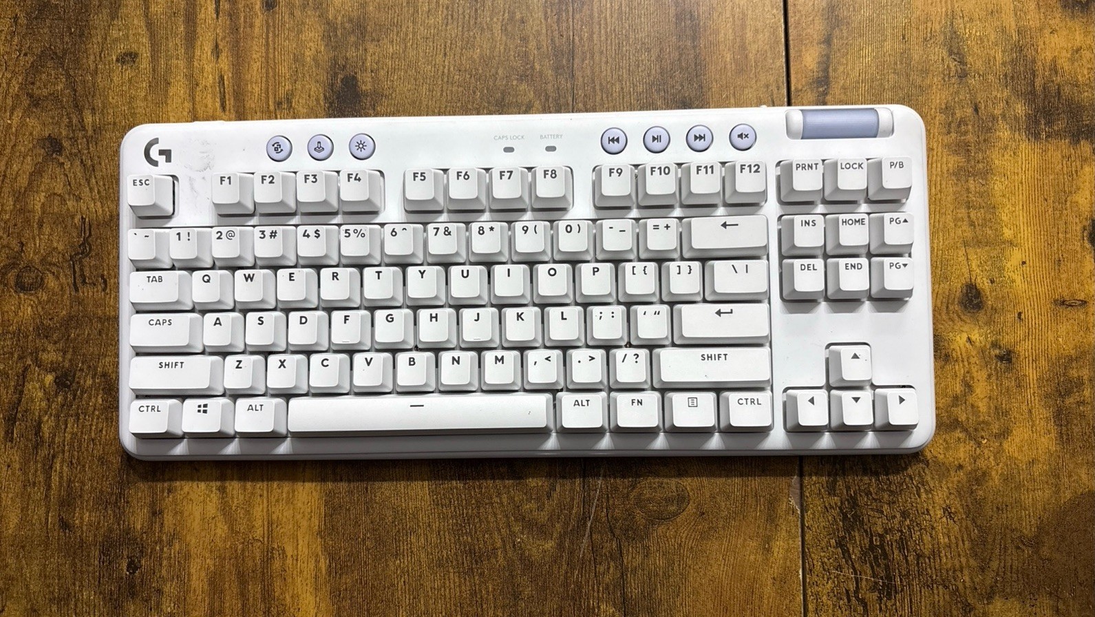 Logitech G715 Lightspeed Wireless Mechanical Gaming Keyboard White