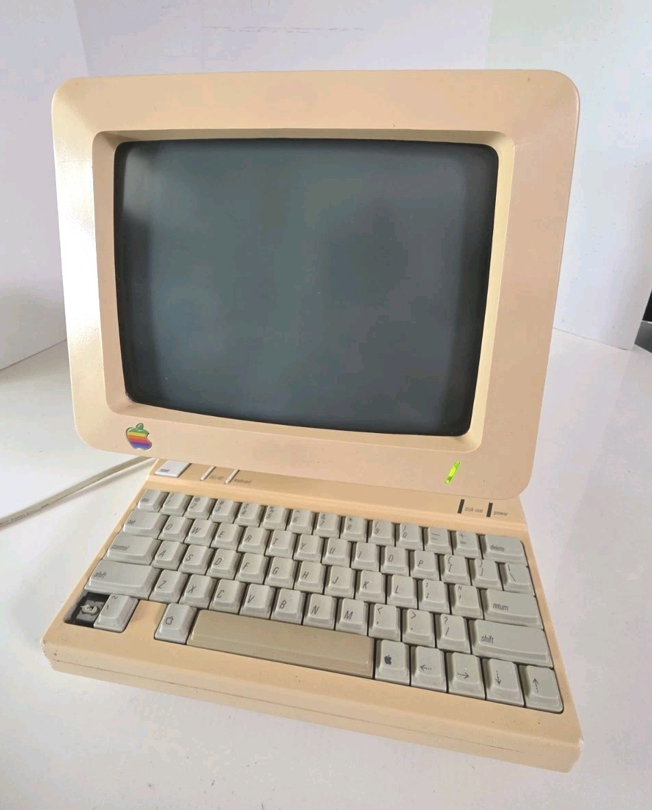 Vintage Apple IIc Computer A2S4000 Untested As-Is w/G090S Monitor Working