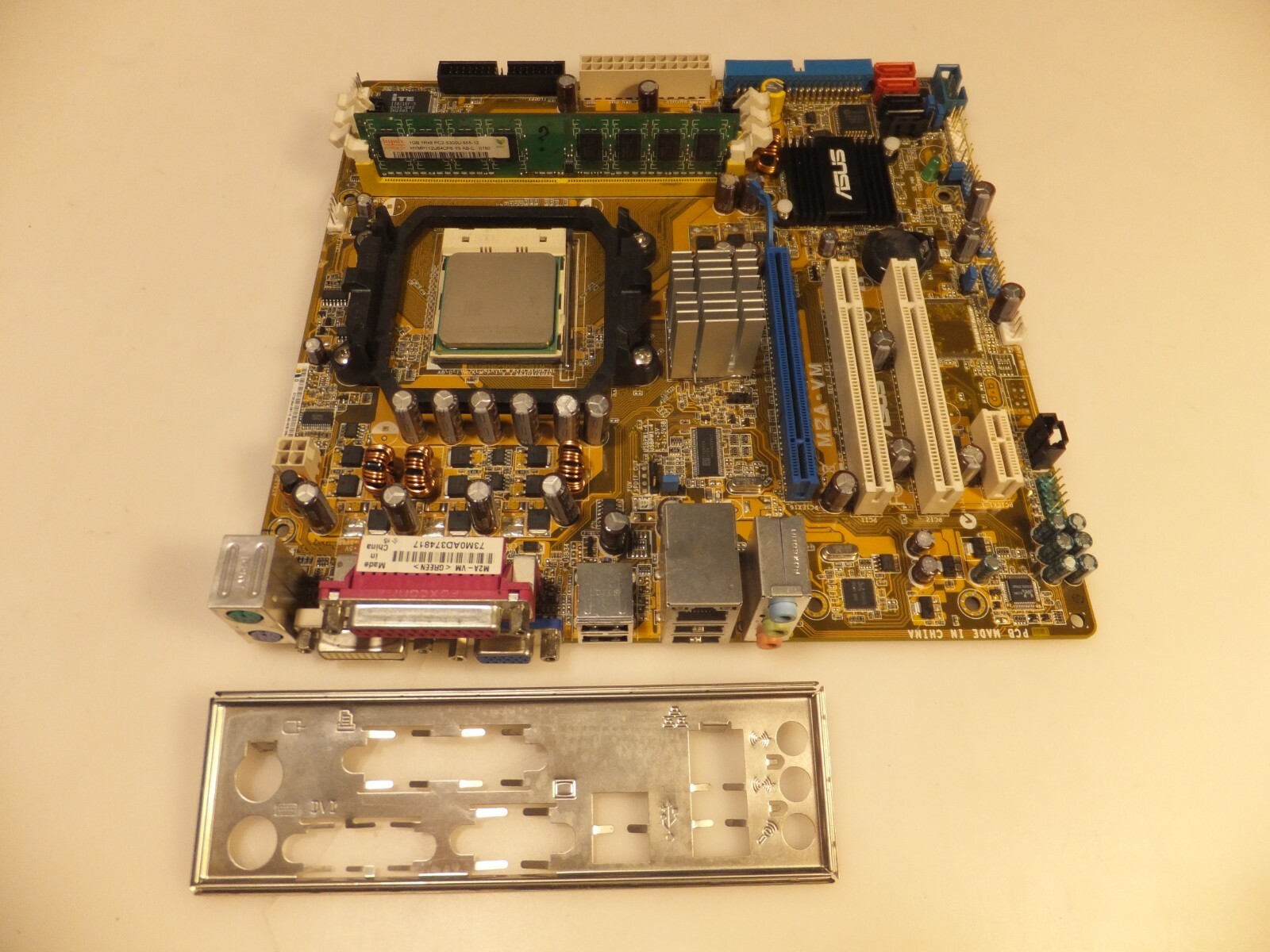 ASUS M2A-VM, REV.1.01G, AM2+, AMD Motherboard +CPU SEMPRON LE1250 +RAM 1Gb +I/O