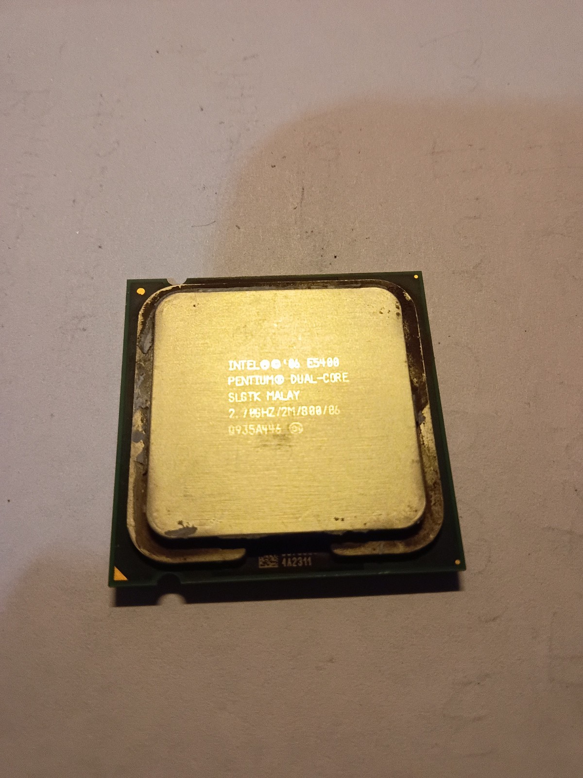 Intel Pentium E5400 Dual-Core Processor 2.70GHz 2MB 800MHz LGA775 SLGTK