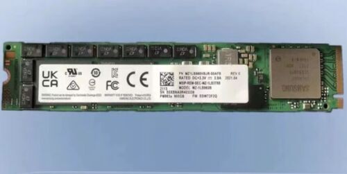 Samsung PM983a 900GB M.2 SSD PCIe NVMe 22110 MZ-1LB900B MZ1LB900HBJR-00AFB