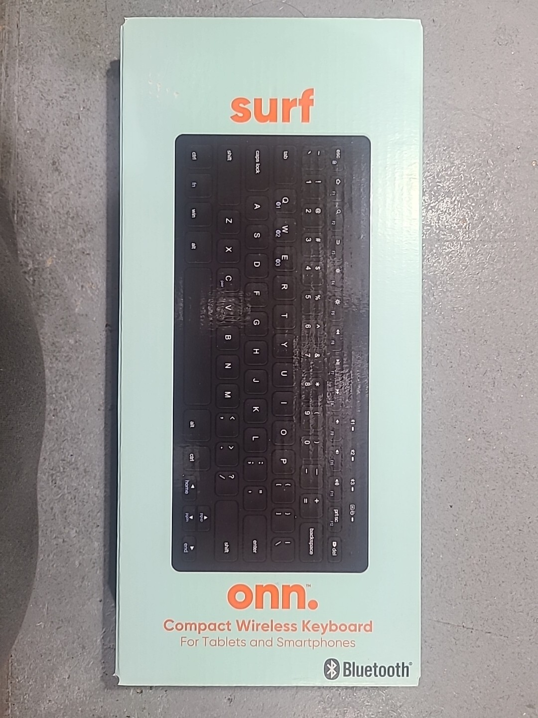 Onn. Compact Wireless Keyboard for Tablets and Smartphones New