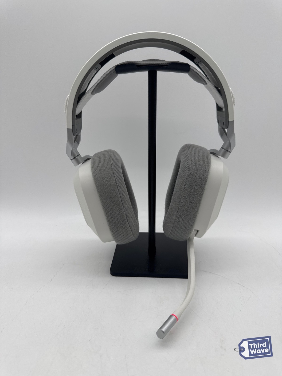 Corsair HS80 RGB Wireless Gaming Headset Dolby Atmos PC Mac PS5 PS4 White