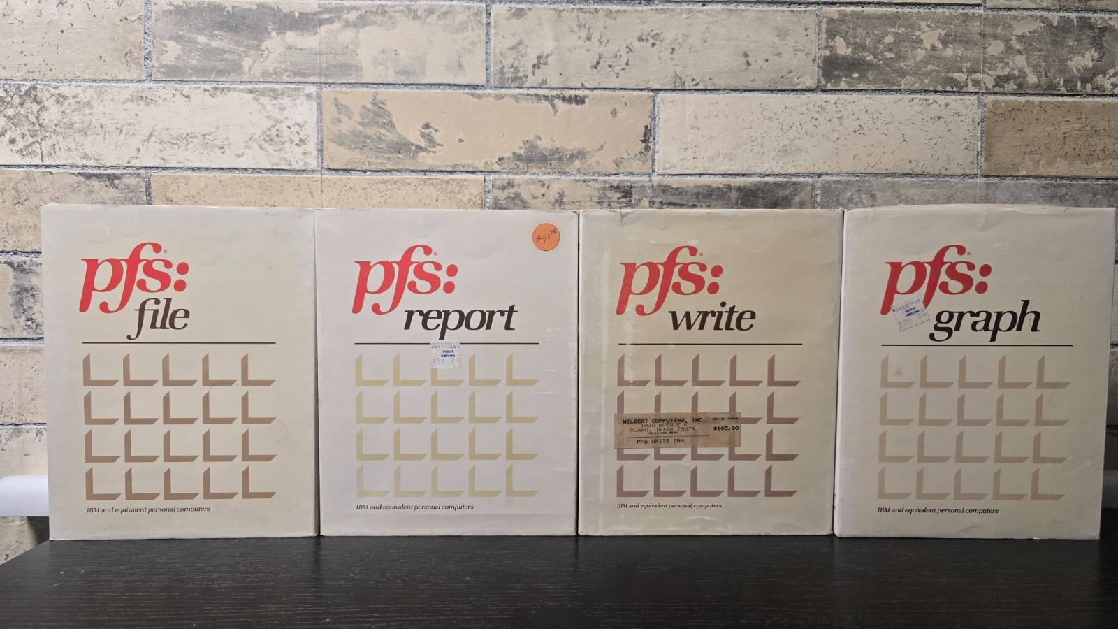 1983 PFS Suite: File/Report/Write/Graph– Wildcat Computing PROVENANCE RETAIL SET