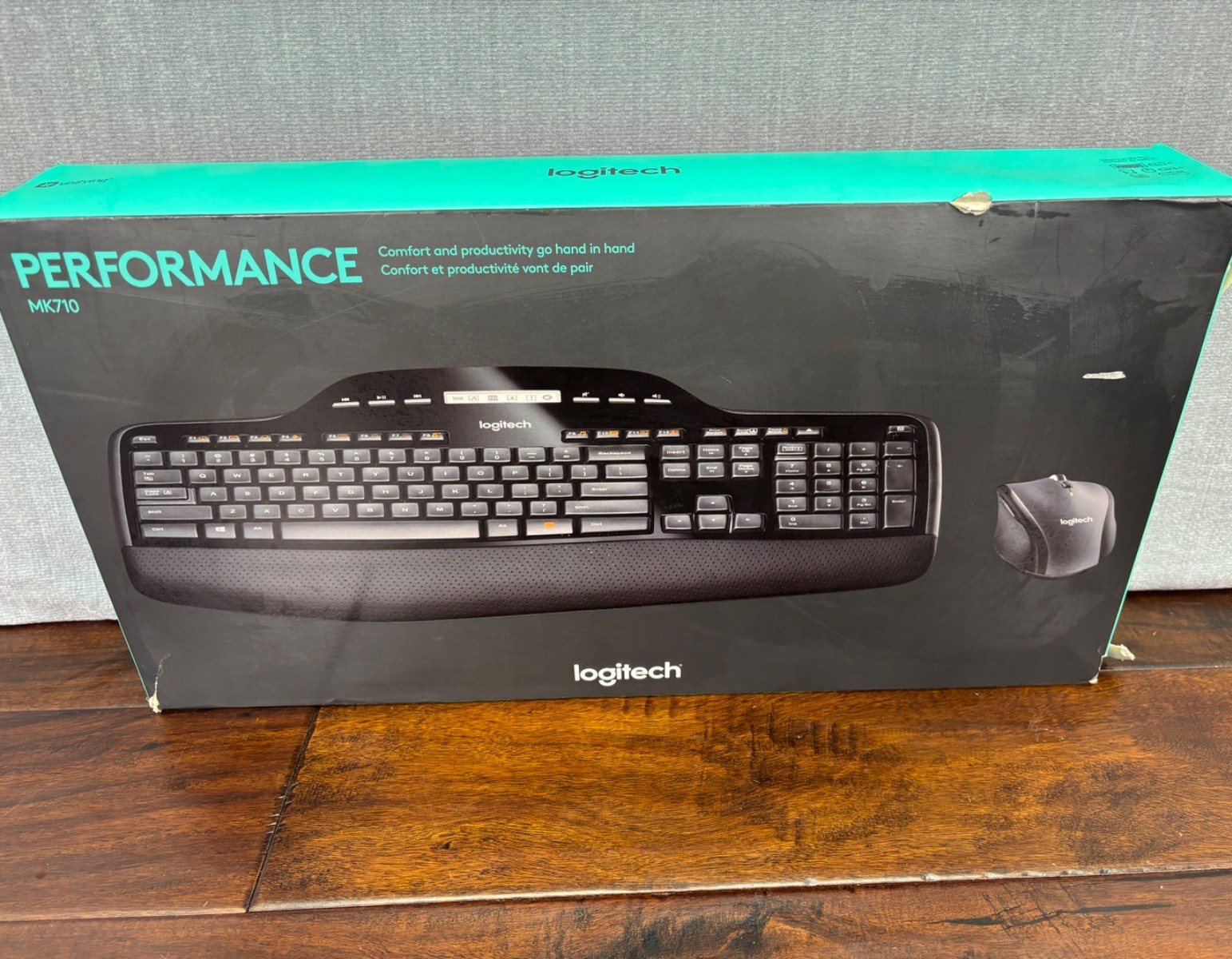 Logitech MK710 Performance Wireless Keyboard and Mouse Combo Black K710 M705
