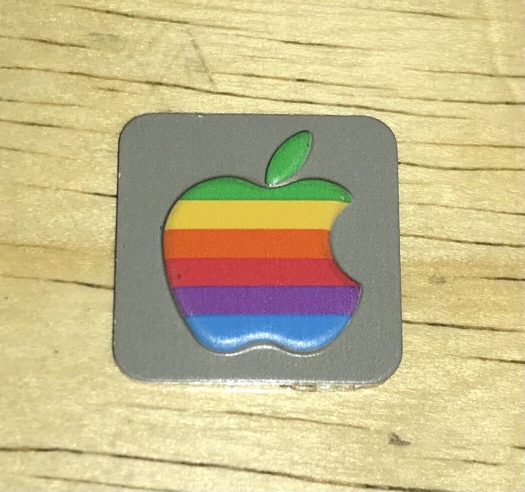 1984 Macintosh M0001 Grey Apple Rainbow Logo REAR Case EMBLEM Mac 128K 512K NICE