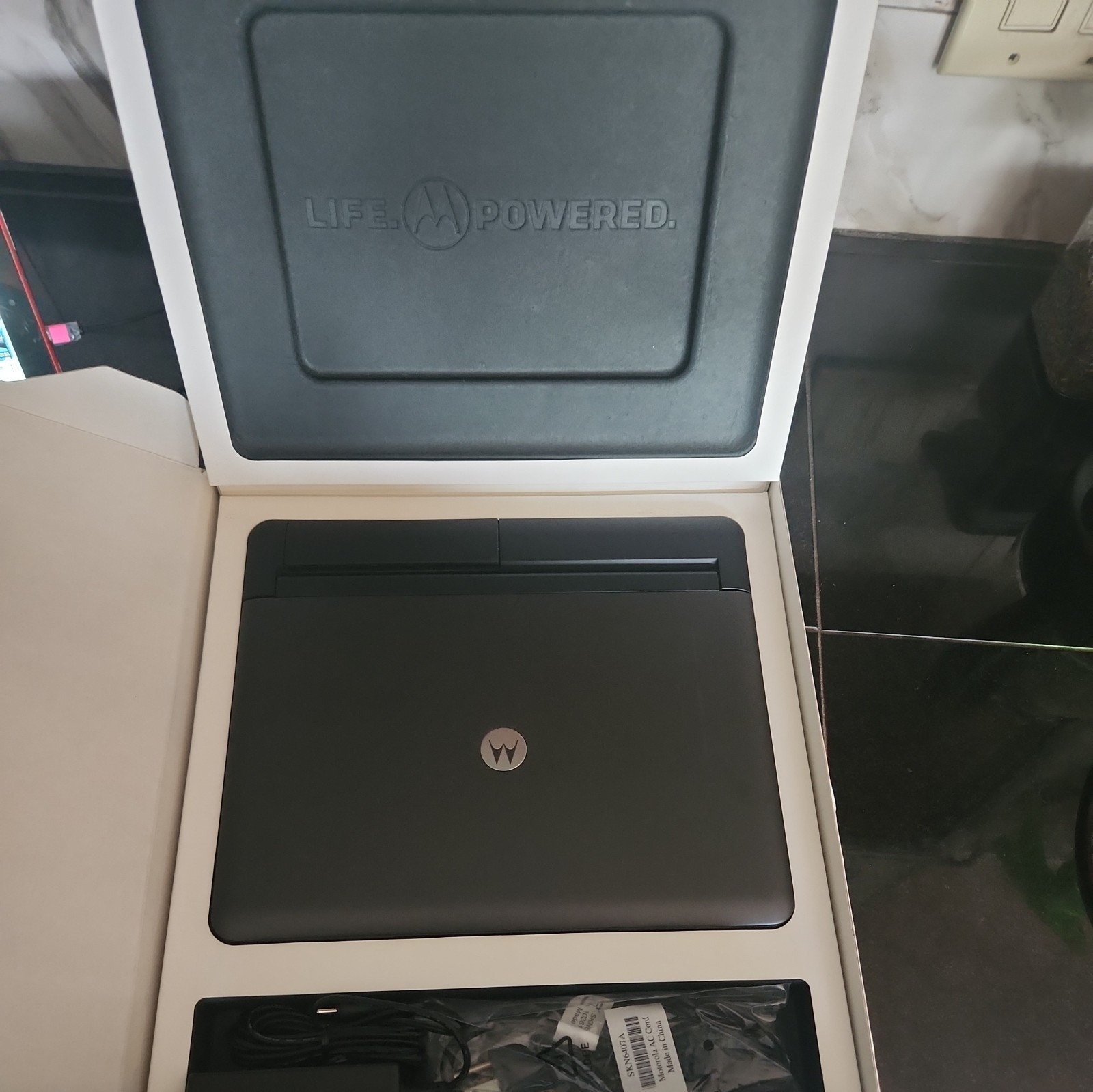 MOTOROLA ATRIX 4G LAPTOP MOBILE PHONE DOCK  SJYN0737A STURDY LIGHTWEIGHT(box 1)