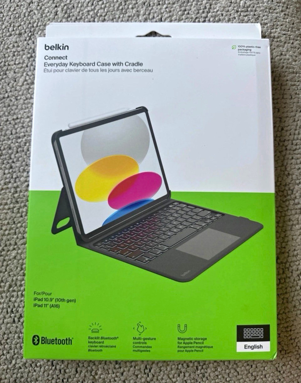 Belkin Connect Everyday Keyboard Case iPad 10th Gen / iPad 11 A16 Black