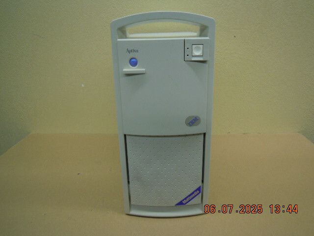 Vintage IBM Activa 2168-M62 | Pentium 120 Mhz  | 16MB  | 1700MB HDD | Windows 98