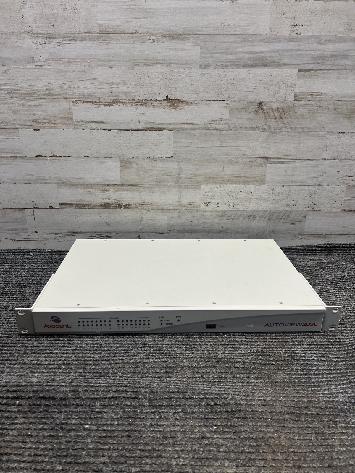Used Avocent AV2030 AutoView 2030 16-Ports Desktop KVM Switch Module