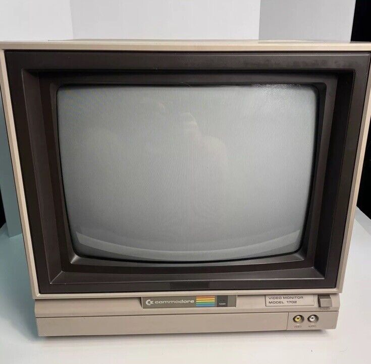 Commodore 1702 CRT Monitor Built-in Speakers Clear Picture Tested & Working
