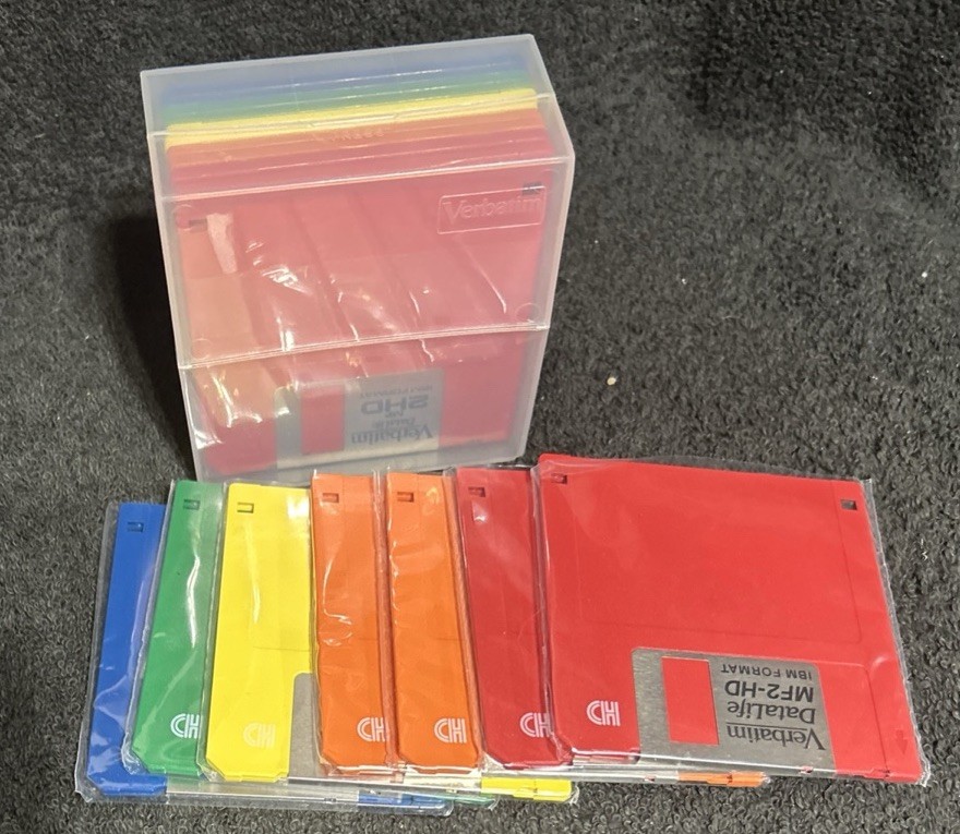 17 Verbatim DataLife Colors 3.5 Floppy Disks 1.44MB Rainbow Case Labels Lot