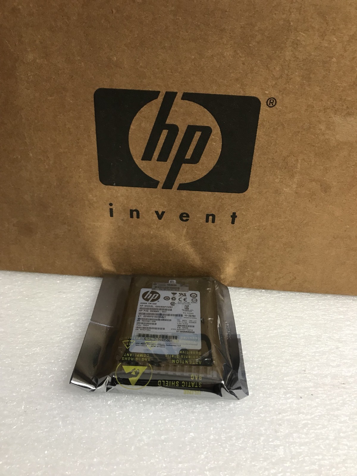 HP 713825-B21 300GB 10K 6G 2.5" SAS SC HARD DRIVE 713963-001 713927-001 GEN8/9