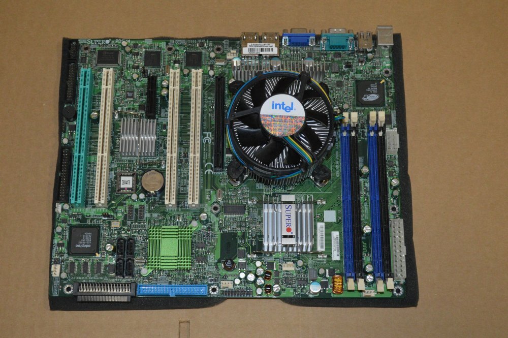 SuperMicro PDSM4 Motherboard with Dual-Core 820 2.8GHz