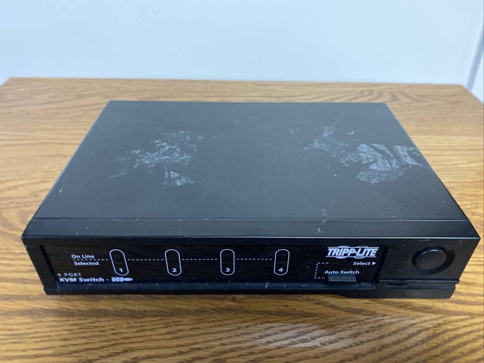 tripp lite kvm switch cs-104u - Not Tested As-Is